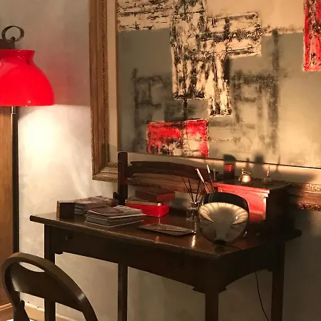 Alojamento de Acomodação e Pequeno-almoço Casa Minha Al Colosseo Roma