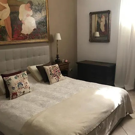 Alojamento de Acomodação e Pequeno-almoço Casa Minha Al Colosseo *